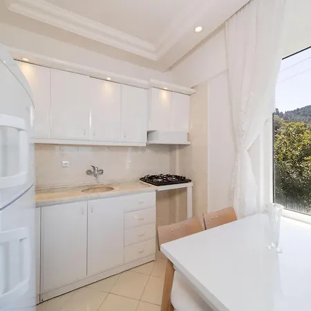 Captivating Flat With Bewitching Sea & Nature View And Balcony Near Popular Attractions In Alanya, Antalya *