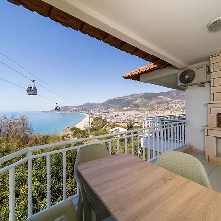 Lejlighed Captivating Flat With Bewitching Sea & Nature View And Balcony Near Popular Attractions In Alanya, Antalya *